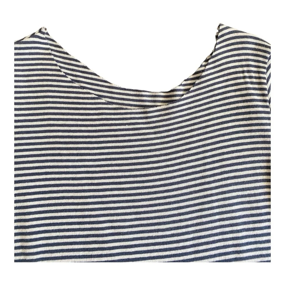 Super cute Brandy Melville teen top - Picture 3 of 3